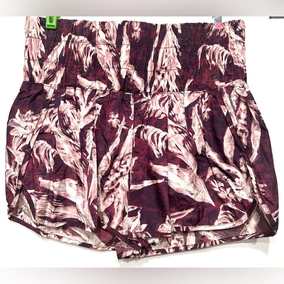 Free People Movement The Way Home Shorts Burgundy Pink Large Athletic, NWoT - Picture 2 of 12